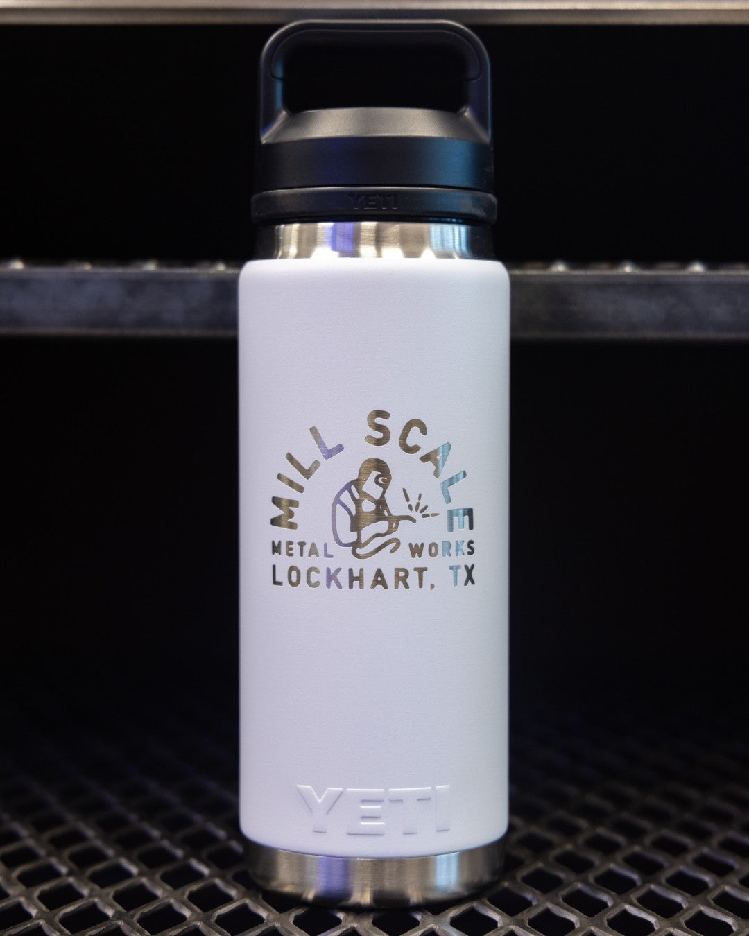 YETI 26oz CHUG BOTTLE WHITE – Mill Scale Metalworks