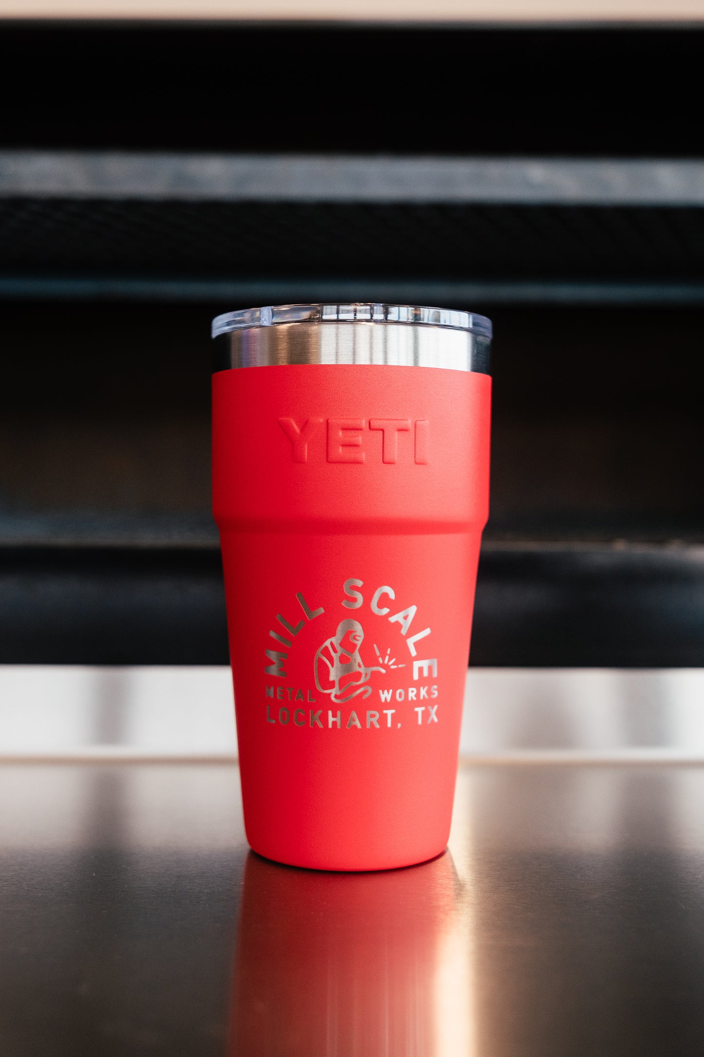 YETI 20 oz Stackable Cup  WITH MAGSLIDER™ LID- Rescue Red