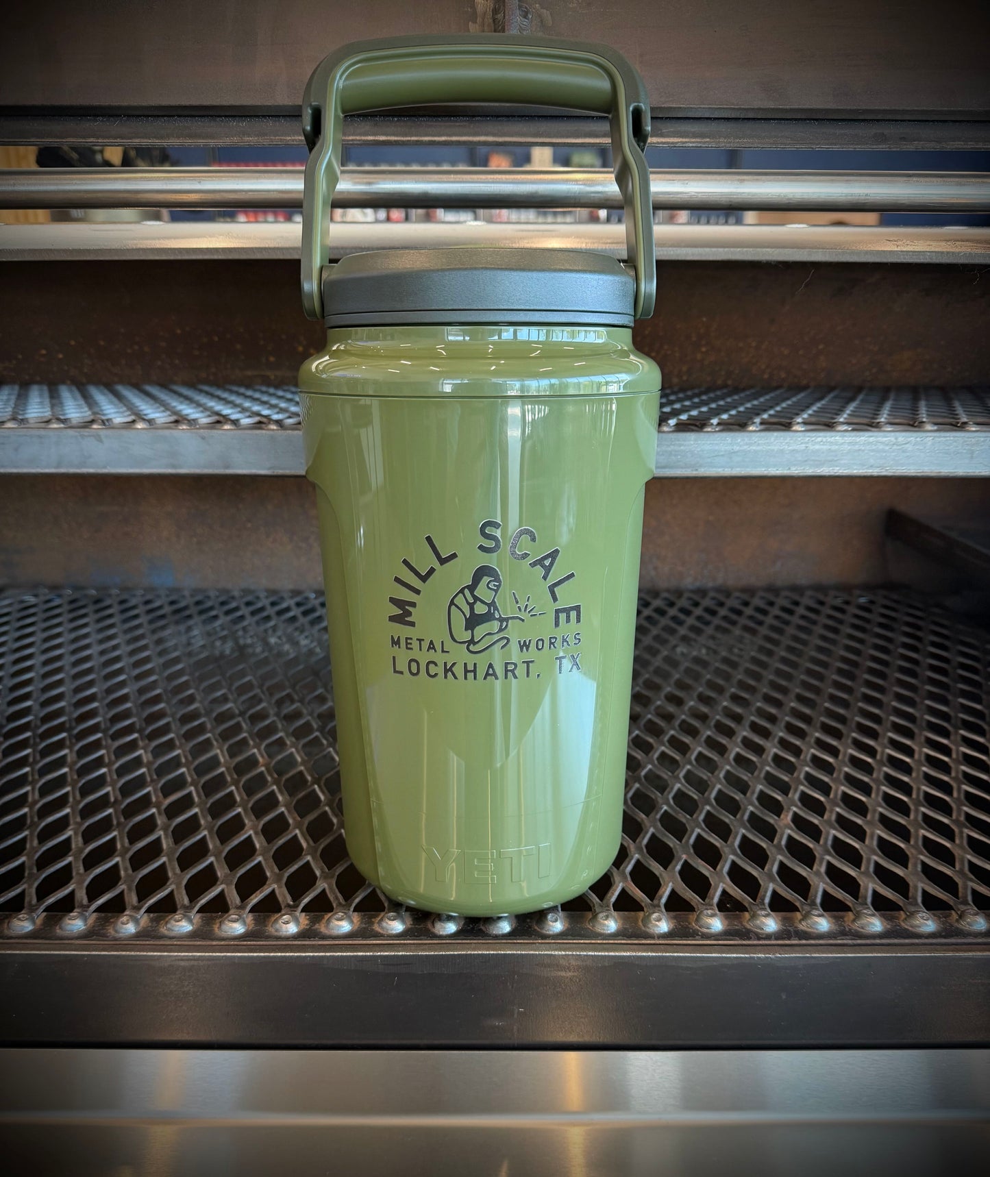 YETI- Silo™ Half Gallon Jug - Olive