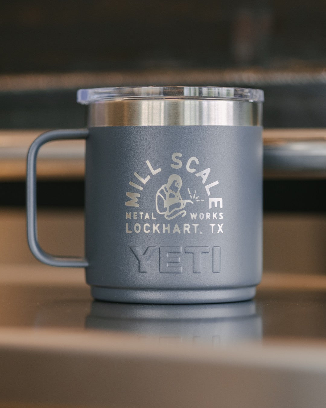 YETI 10oz TRAVEL MUG  CHARCOAL