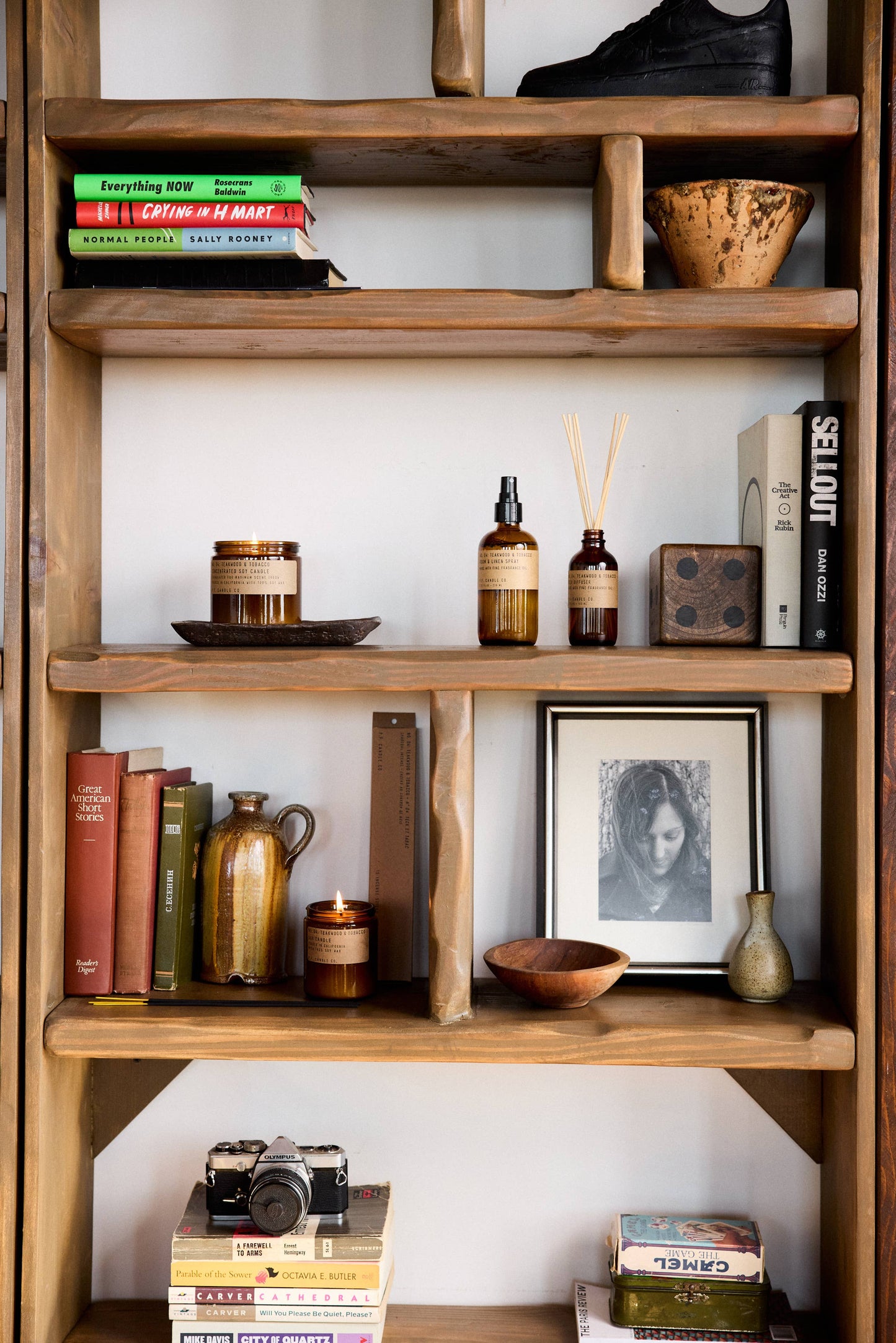 Teakwood & Tobacco - 7.2 oz Standard Soy Candle: 7.2 oz